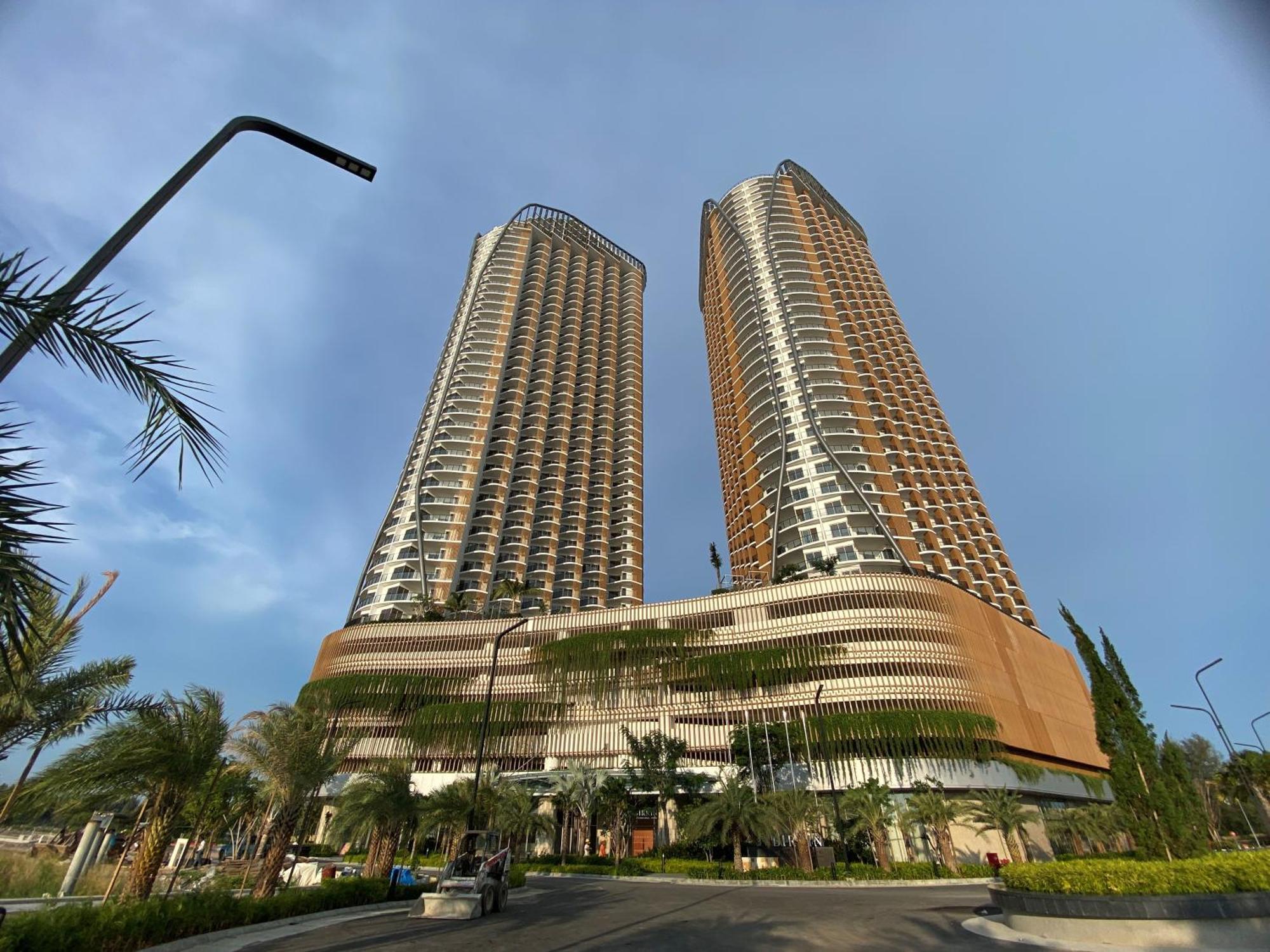 Birkin International Hotel Malacca Екстериор снимка